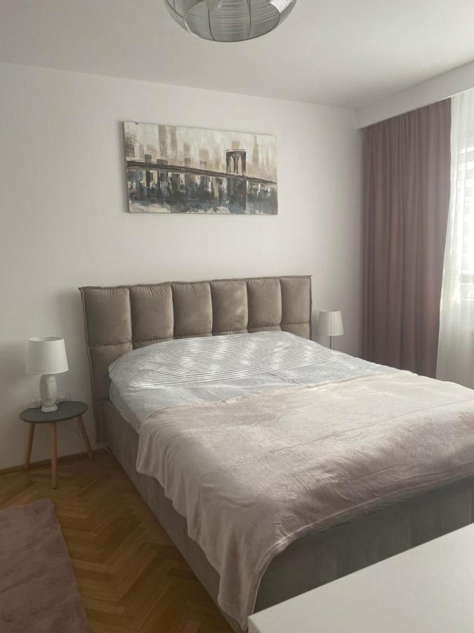 Astra 1Bedroom 브라쇼브 외부 사진